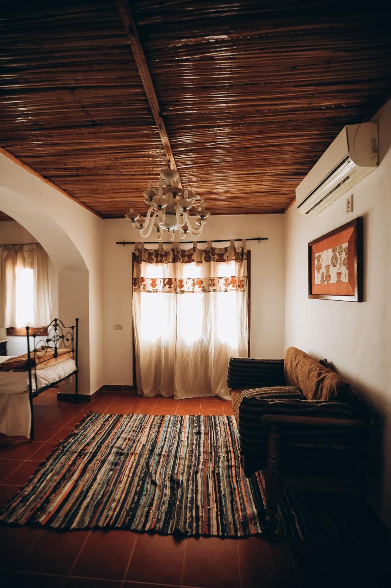 Tzila Bahariya Villa Bahariya Oasis ภายนอก รูปภาพ