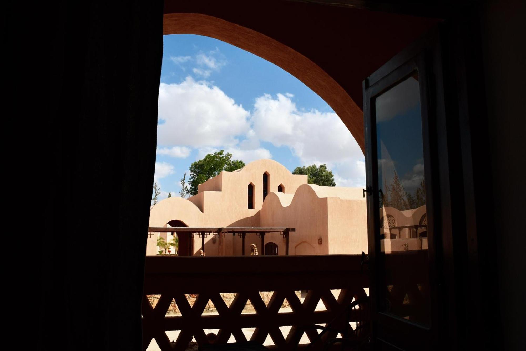 Tzila Bahariya Villa Bahariya Oasis ภายนอก รูปภาพ